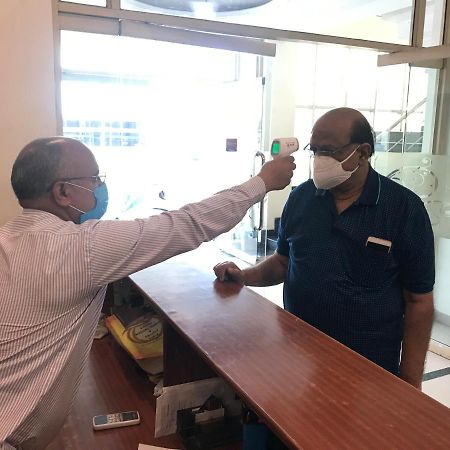 لاكناو Hotel Sunrise Inn المظهر الخارجي الصورة