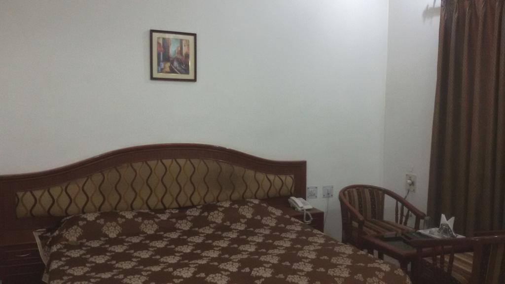 لاكناو Hotel Sunrise Inn المظهر الخارجي الصورة