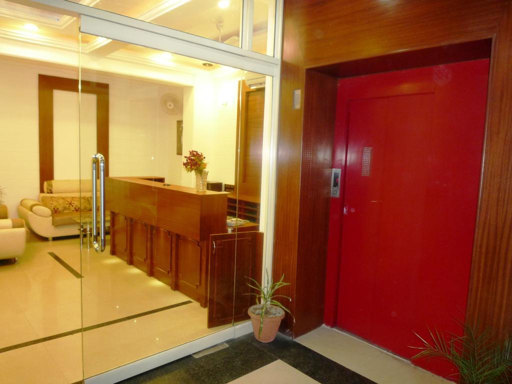 لاكناو Hotel Sunrise Inn المظهر الخارجي الصورة