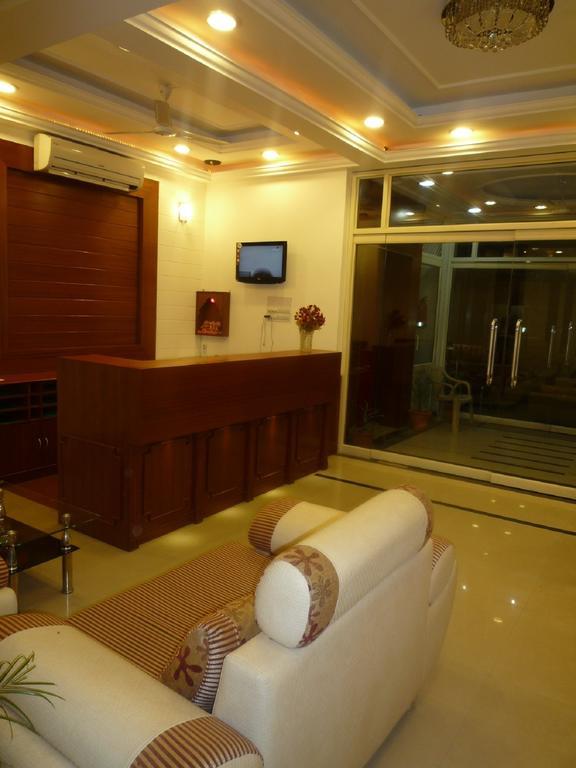 لاكناو Hotel Sunrise Inn المظهر الخارجي الصورة