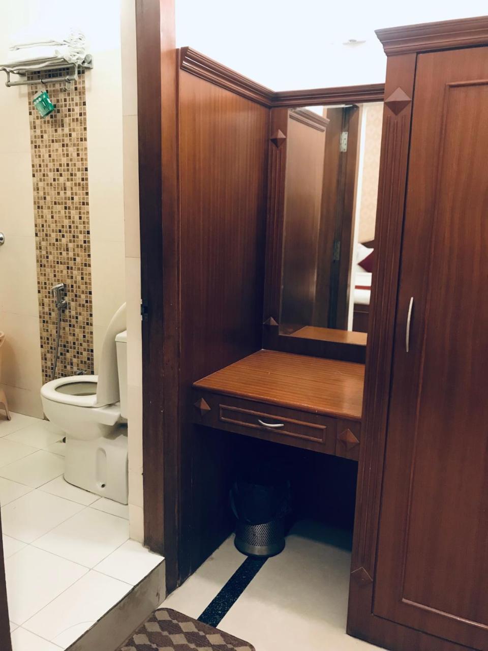 لاكناو Hotel Sunrise Inn المظهر الخارجي الصورة