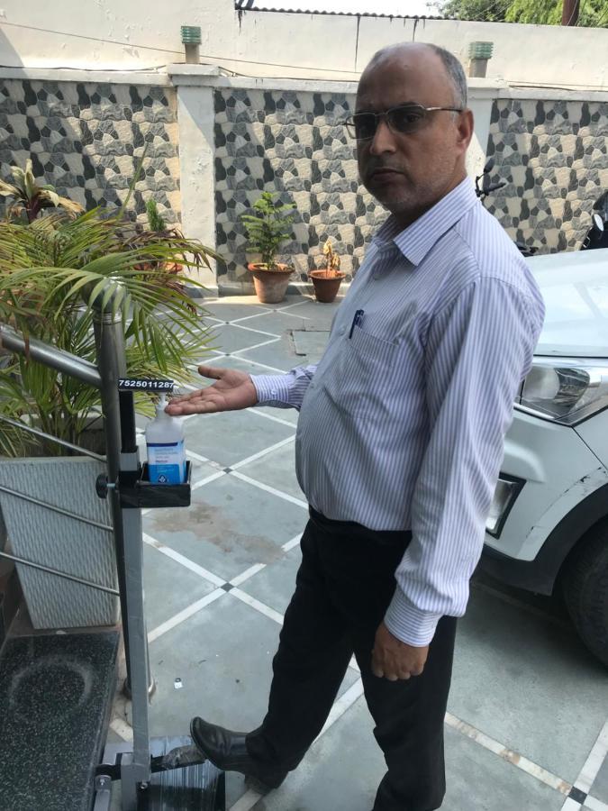 لاكناو Hotel Sunrise Inn المظهر الخارجي الصورة